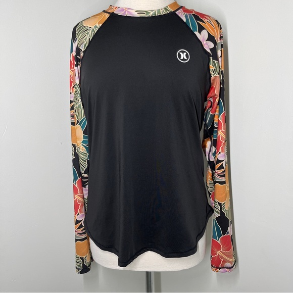 Hurley Women's Black and Multicolor Floral SPF 50+ Rash Guard - Picture 1 of 9